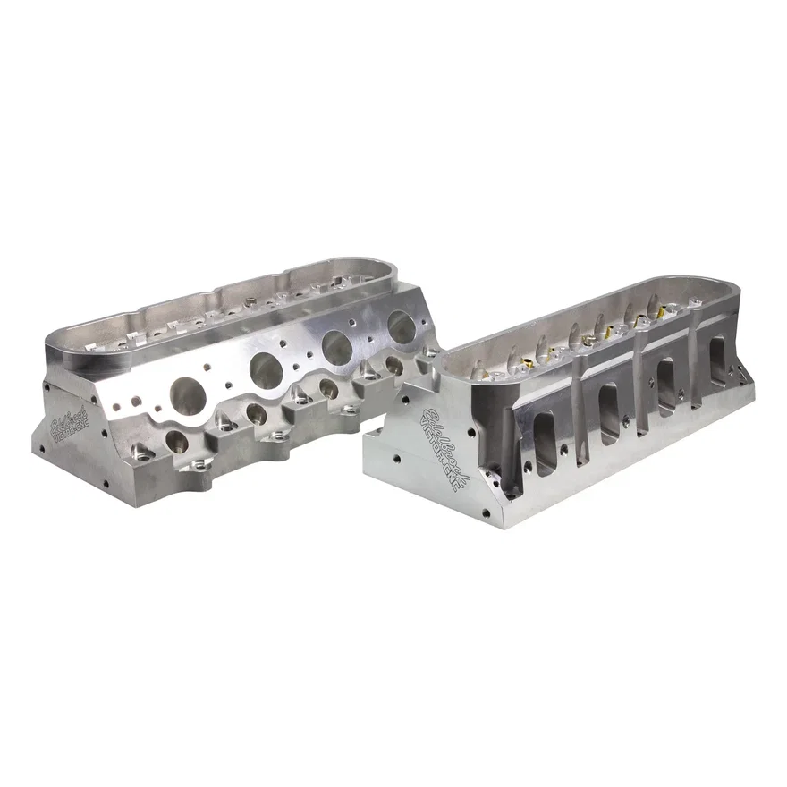 Edelbrock 77699, Victor CNC GM LS7 12­­-degree 6-Bolt Cylinder Head, 307cc, .220" Int Port, CI PM Seat