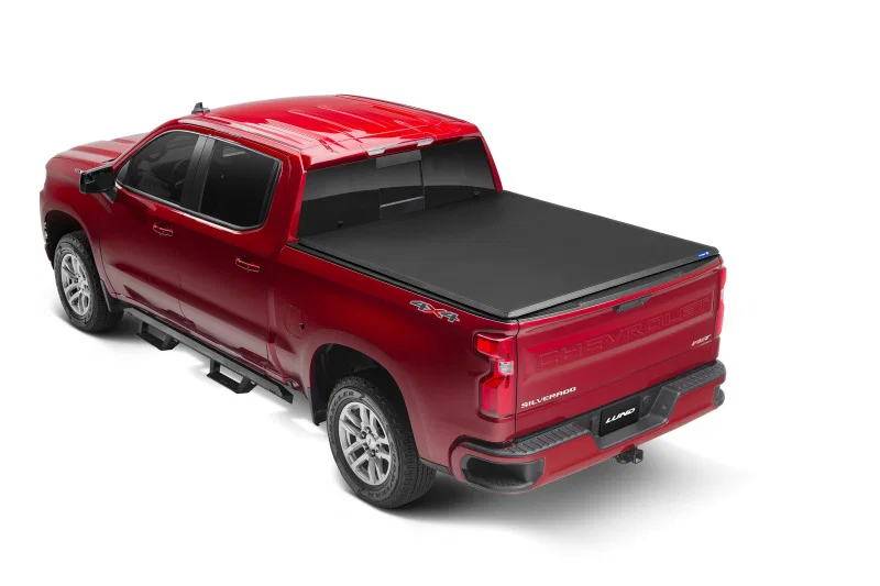 LUND 950292, 19-23 Chevrolet Silverado 1500 (5.5ft. Bed) Genesis Tri-Fold Tonneau Cover - Black
