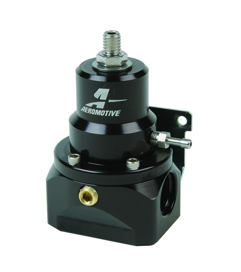 Aeromotive 13212, 2-Port Bypass Carb Regulator