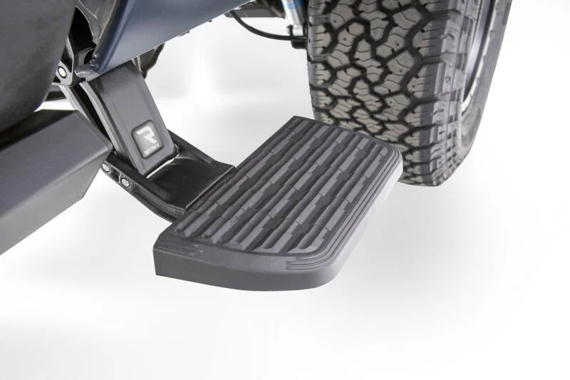 AMP Research 75420-01A, 22-23 Toyota Tundra 5.5ft Bed BedStep2 - Black