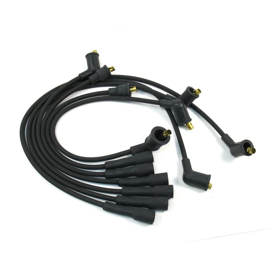 Pertronix 706101, Flame-Thrower Spark Plug Wires 6 cyl Custom Fit Black