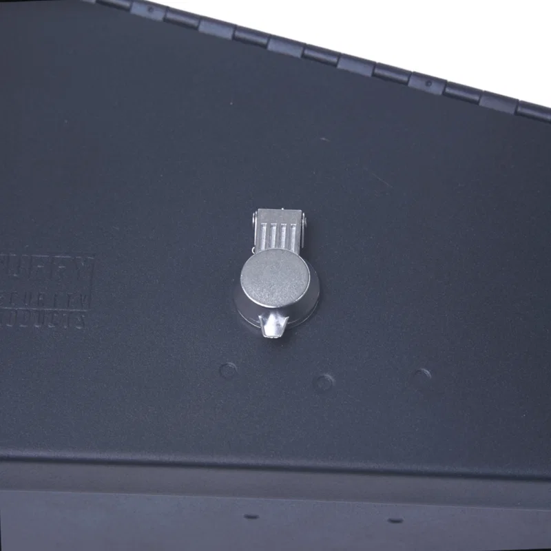 Tuffy Products 091, Camlock Steel Plated Dust Cover