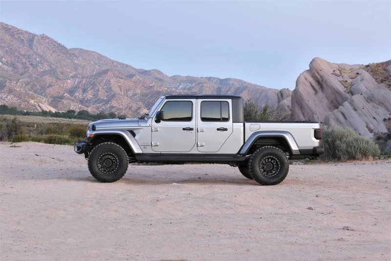 Fabtech FTS24243, 2020 Jeep Gladiator (JT) 4WD 3in Sport II System - Component Box