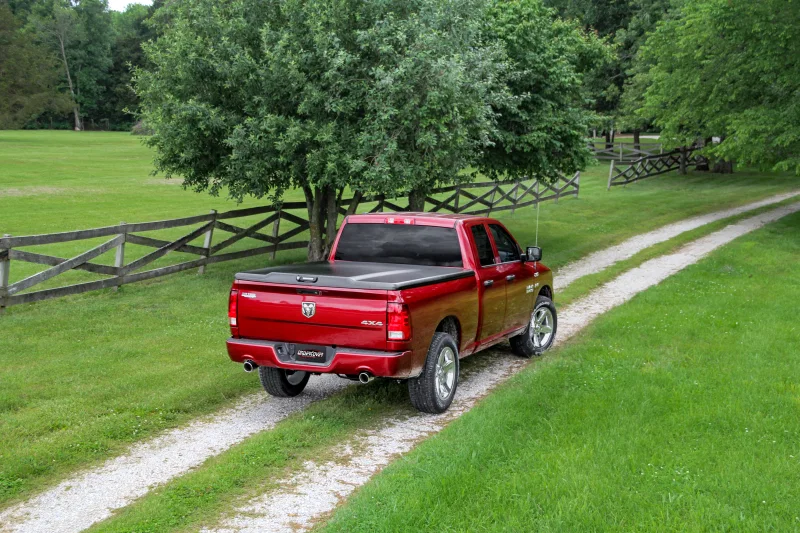 Undercover UC3078, 09-18 Ram 1500 (19-20 Classic) / 10-20 Ram 2500 HD 6.4ft Elite Bed Cover - Black Textured