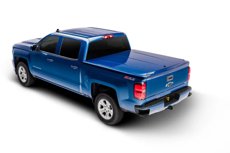 Undercover UC1066S, 07-13 Chevy Silverado 1500 5.8ft SE Smooth Bed Cover - Ready To Paint