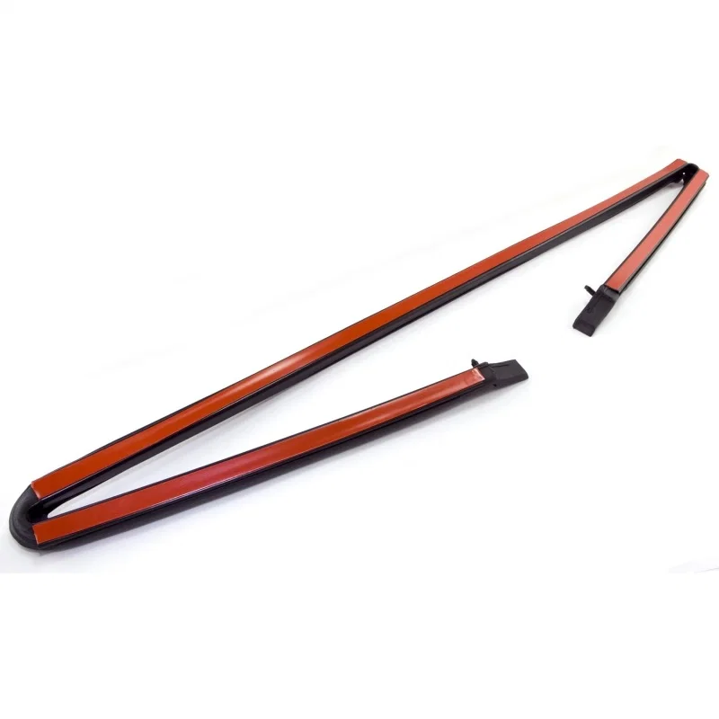 OMIX 12305.03, Lower Tailgate Seal 97-06 Jeep Wrangler