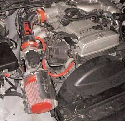Injen IS2083P, 93.5-95 Supra (NA) / 92-95 GS300 SC300 w/ Heat Shield Polished Short Ram Intake