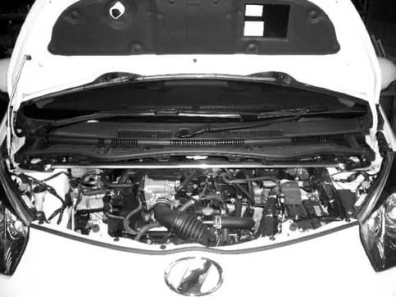 Cusco 909 540 A, Strut Bar OS Front for Toyota IQ KGJ10