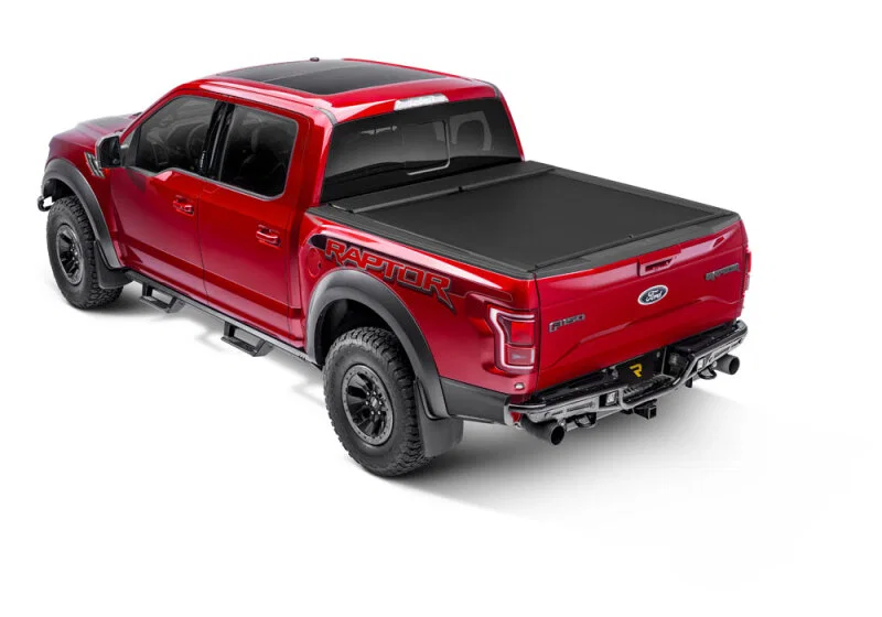Roll-N-Lock LG614M, 17-23 Fiat Fullback DC 4ft 9in Bed M-Series Tonneau Cover