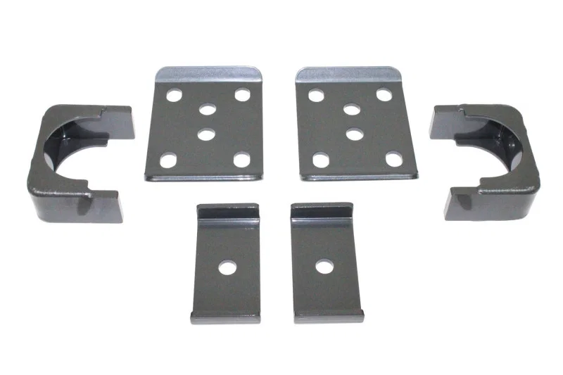 Maxtrac 300960, 99-06 GM C1500 2WD 6in Rear Lowering Flip Kit