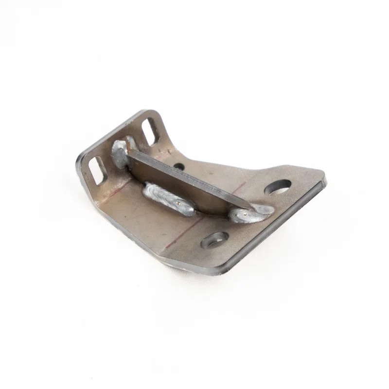 Cognito 110-91329, 11-25 Chevy/GMC Silv/Sierra 2500/3500 HD 2WD/4WD Idler Frame Support Gusset Kit