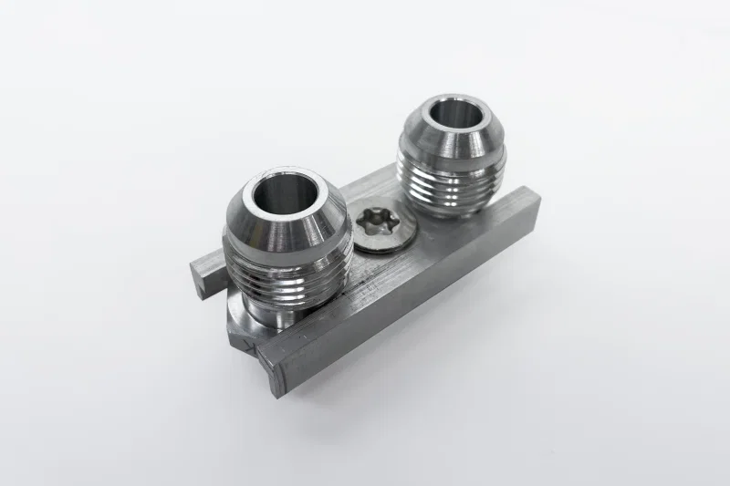 CSF 8241, BMW Oil Line -10 AN Adapter Fitting Kit
