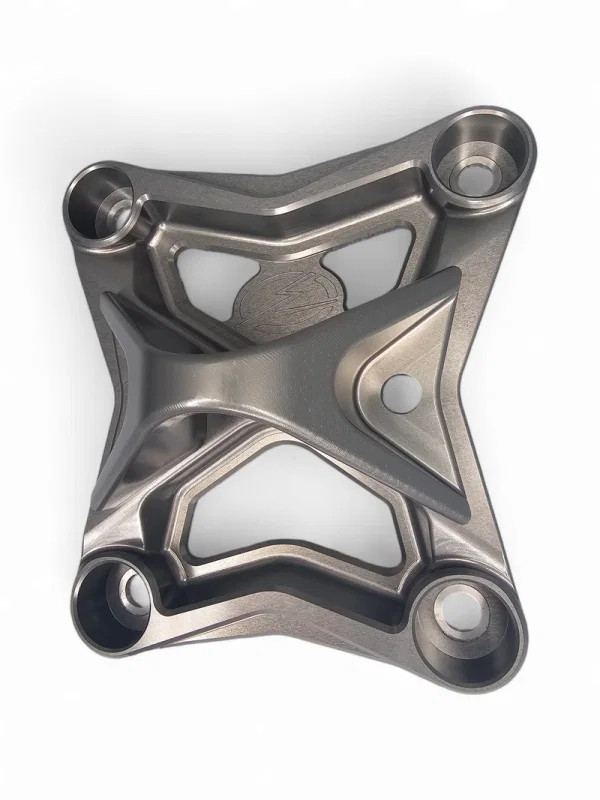 Elektric Off Road RRP210013XL, 2017+ Can Am X3 Maverick 6 Bolt Eod Xl Radius Rod Plate With Tow Hook Gun Metal